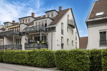 Außenansicht - MAISONETTEGLÜCK in Hauingen: Renovierte 4-Zi.-Wohnung mit 3 Balkonen & zwei Bädern