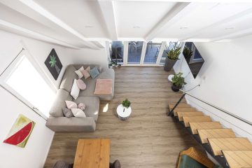 Blick ins Wohnzimmer von Galerie