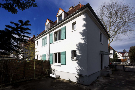 GARTENSTADTPERLE – DHH mit Potenzial zentral in Weil am Rhein, 4 Zimmern, Garten & Garage, 79576 Weil am Rhein, Doppelhaushälfte