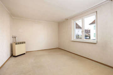 Wohnzimmer - GARTENSTADTPERLE – DHH mit Potenzial zentral in Weil am Rhein, 4 Zimmern, Garten & Garage