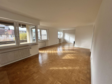 Gesamter Wohnbereich - GRENZGÄNGER-GLÜCK zentral in Grenzach: 3-Zimmer Wohnung mit großem Balkon, Garage und Keller
