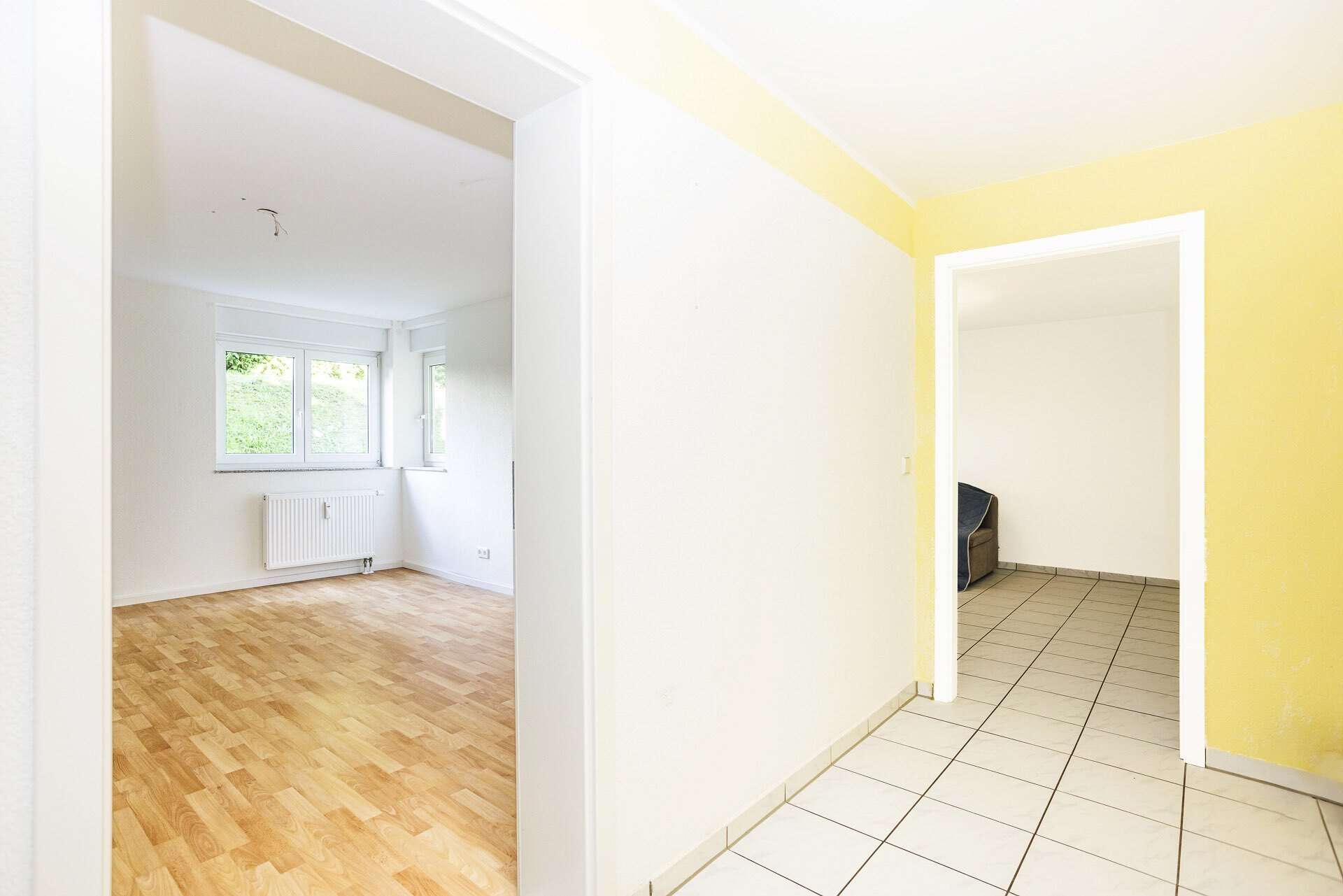SOUTERRAINTRAUM: moderne, lichtdurchflutete 2-Zi.-Wohnung in Schopfheim mit Keller und Stellplatz