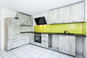 Küche - SOUTERRAINTRAUM: moderne, lichtdurchflutete 2-Zi.-Wohnung in Schopfheim mit Keller und Stellplatz