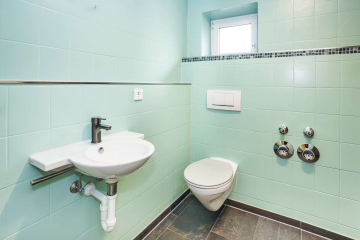 Badezimmer - SOUTERRAINTRAUM: moderne, lichtdurchflutete 2-Zi.-Wohnung in Schopfheim mit Keller und Stellplatz