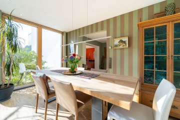 Essbereich Wintergarten - Modernisierte DHH in Ortsrandlage von Grenzach: mit 5 Zi., Wintergarten, Garten, Terrasse u. Balkon