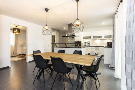 MODERN LIVING in Weil am Rhein: Neuwertige 3-Zi.-Whg mit Balkon, Sommergarten, Kochinsel, uvm., 79576 Weil am Rhein, Etagenwohnung