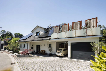 Hausansicht - ARCHITEKTENTRAUM in Inzlingen: Luxus pur auf 203 m² mit 6 Zimmern, Dachterrasse, Whirlpool & Garage