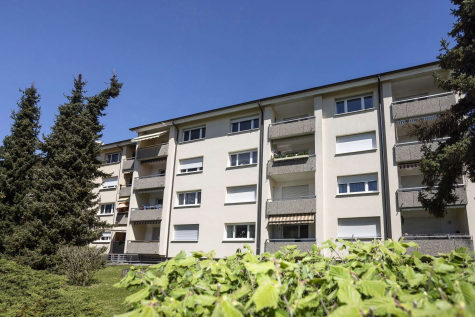 RÖTTELNBLICK – 3-Zi.-Wohnung in Tumringen mit Balkon mit Weitblick, Garage, Keller + Speicher, 79539 Lörrach, Etagenwohnung