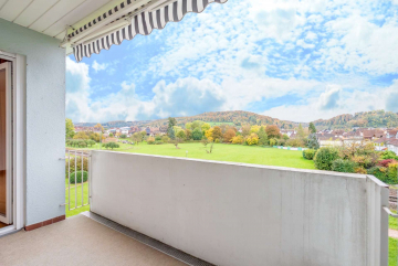 Balkon - WOHLGEFÜHL in Maulburg: familienfreundliche 4-Zi-Whg mit Balkon, Stellplatz & viel Stauraum