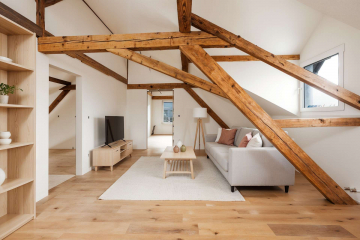 Wohnbereich (KI eingerichtet) - HOLZTRAUM mit 3 Zimmern, offener Küche und malerischem Ausblick in Zell